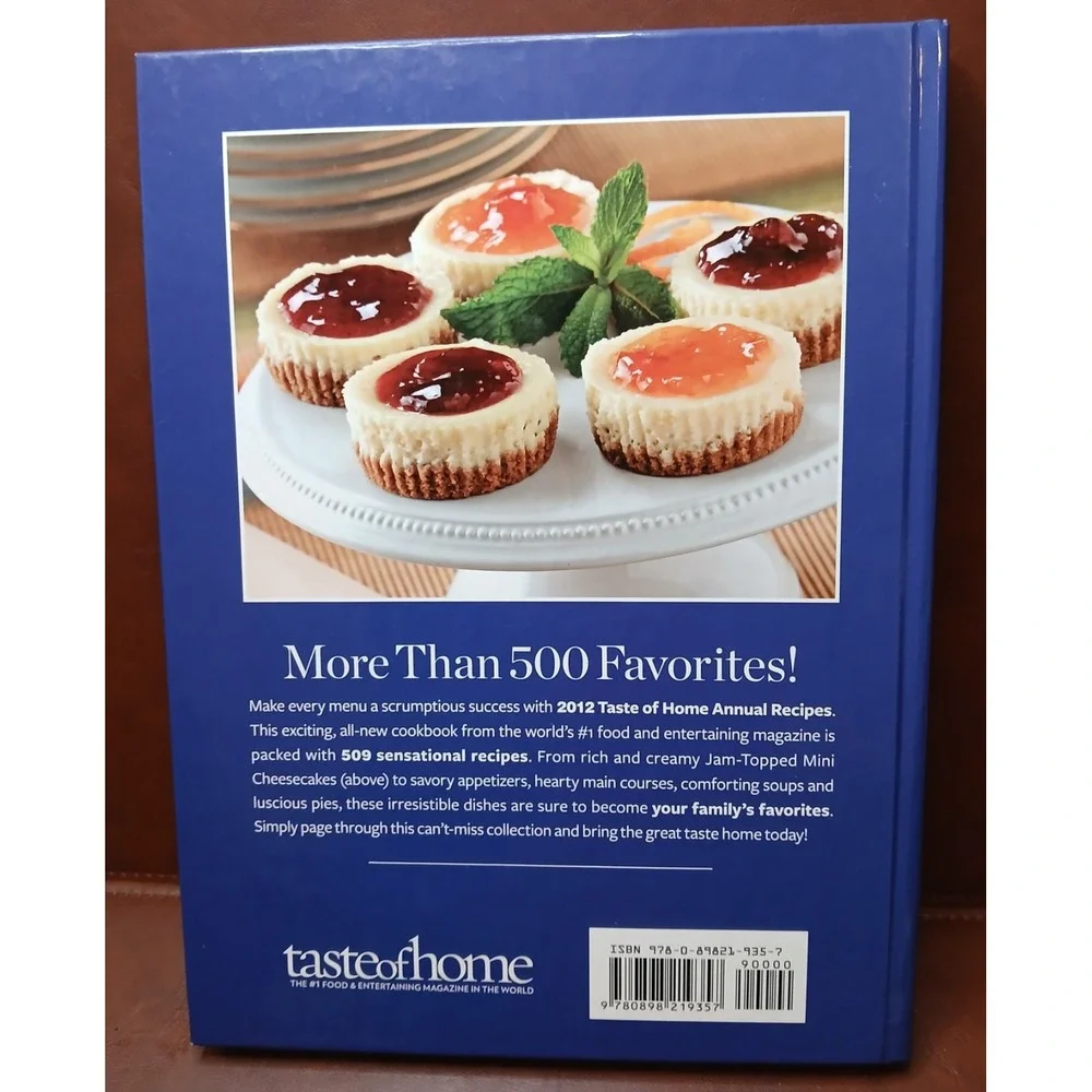 Taste of Home 2012 Annual Recipes - Hardcover cook Book By Christian Milman #B43